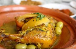 Dabador - Restaurant Amira - Poulet aux olives et citron - Dabador